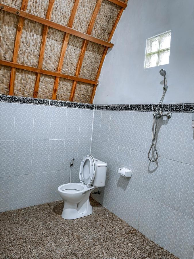 Klungkung Mertha Sari Resto & Bungalow מראה חיצוני תמונה